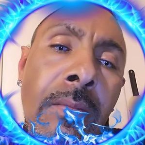 Meet your Posher, Dee